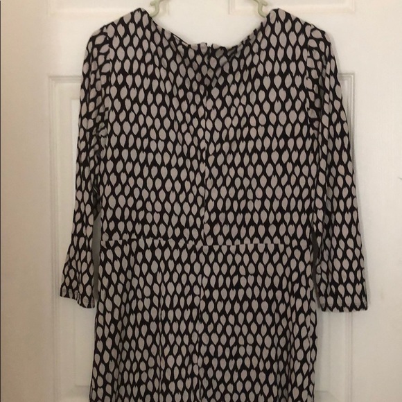 Loft Dress - Picture 3 of 3